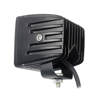 La poutre LED d'inondation de tache de 3 pouces s'allume pour la moto des camions ATV