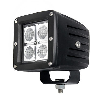 La poutre LED d'inondation de tache de 3 pouces s'allume pour la moto des camions ATV